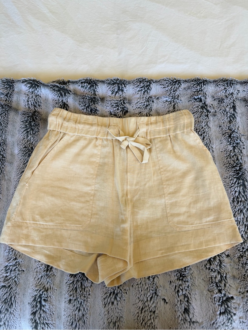 A.L.C. Cream Summer Shorts - Picture 3 of 6